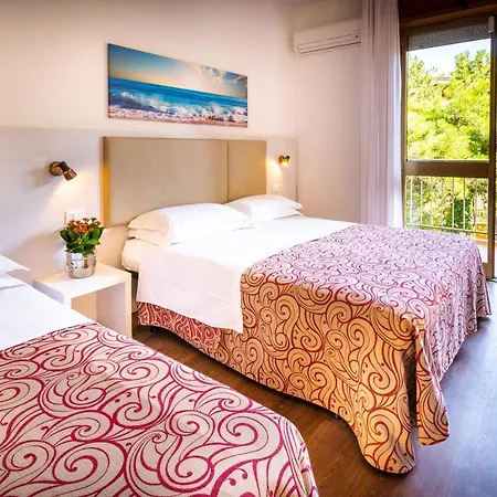 Niagara 호텔 리그나노 사비아도로