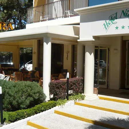 Hotel Niagara 3*