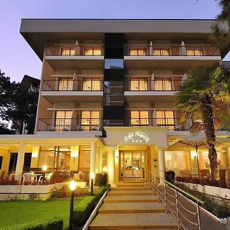 Niagara Hotel